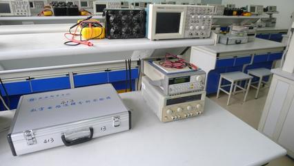 電工電子實驗教學部 電工器材的科學管理與高效應用